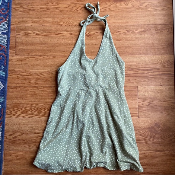Forever 21 Dresses & Skirts - Halter dress!!